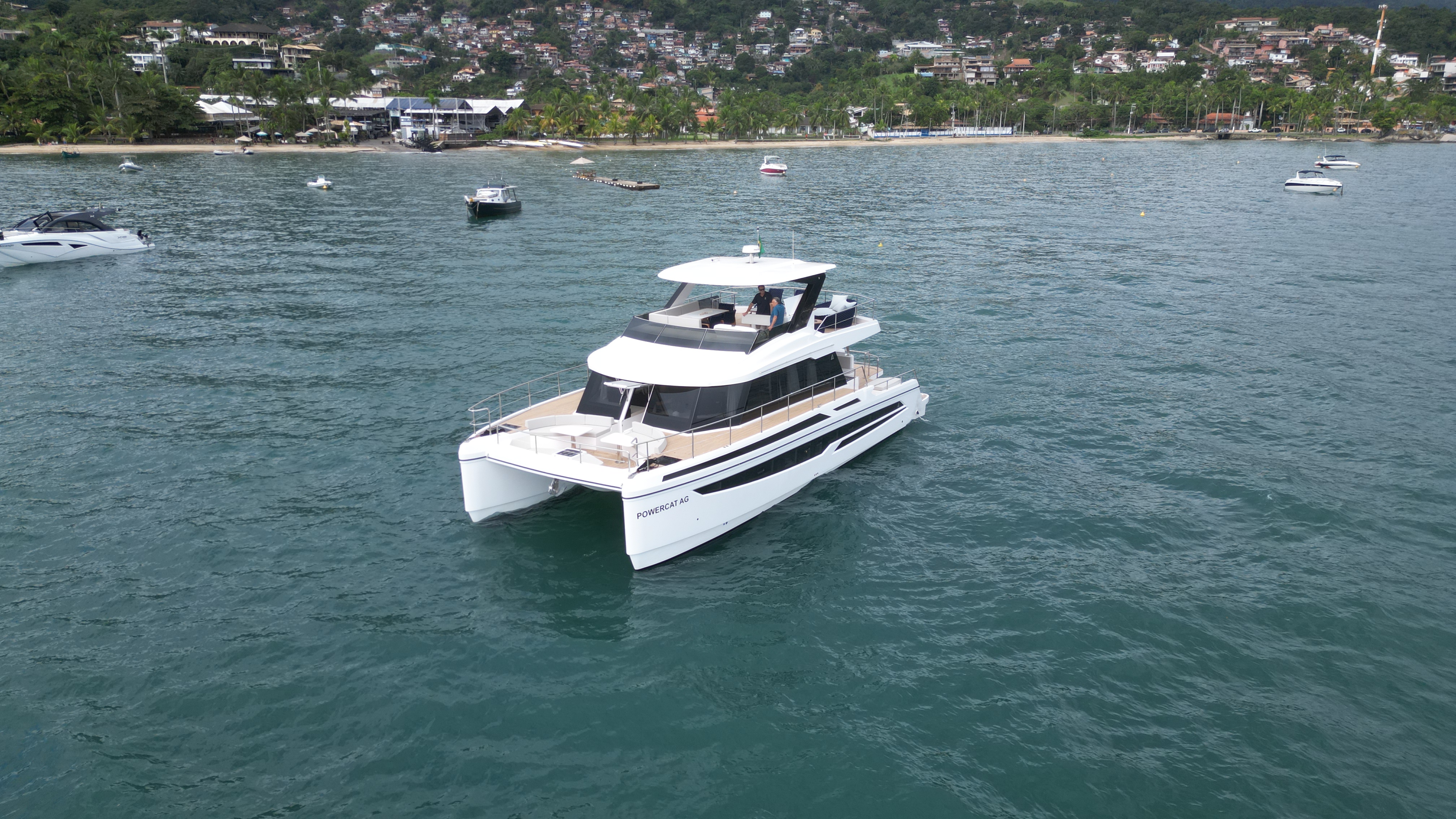 Power Cat AG 54'
